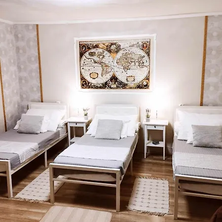 Apartment Lavender Vendeghaz Kicsi Falu Nagy Szivvel Varazslatos Legkoerrel
