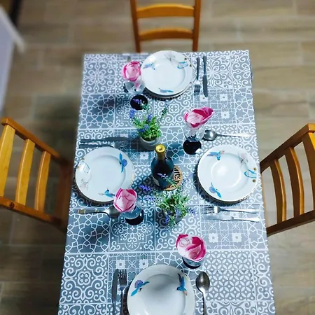 Lavender Kicsi Falu Nagy Szívvel Varázslatos Légkörrel Apartamento