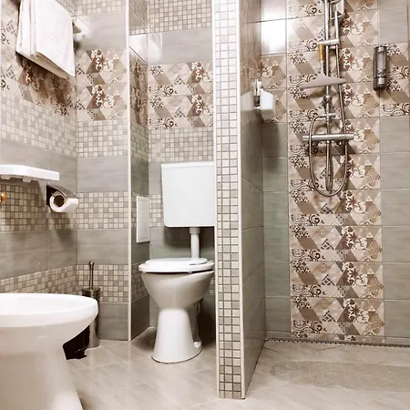 Lavender Vendeghaz Kicsi Falu Nagy Szivvel Varazslatos Legkoerrel Apartment Golop